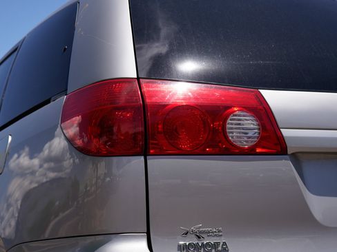 Used 2006 Toyota Sienna LE AWD/4WD image 5