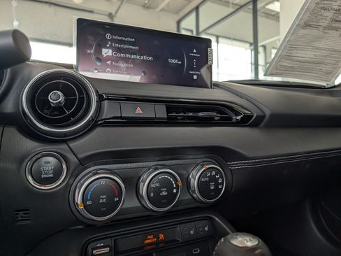 Certified 2025 MAZDA MX-5 Miata RF Grand Touring w/ Weather Package RWD image 17