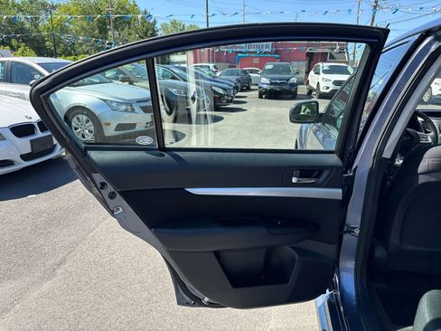 Used 2014 Subaru Legacy 2.5i Premium AWD/4WD image 38