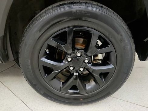 Used 2022 Toyota RAV4 LE FWD image 77