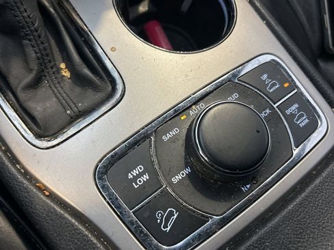 Used 2019 Jeep Grand Cherokee High Altitude image 12