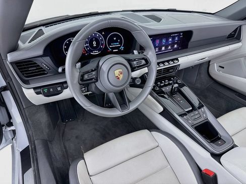 Certified 2026 Porsche 911 Carrera RWD image 4