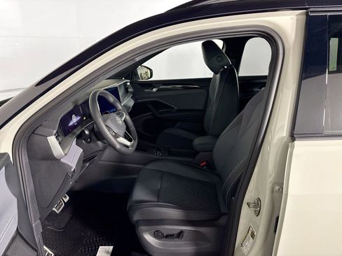 New 2026 Volkswagen Tiguan SE R-Line AWD/4WD image 11