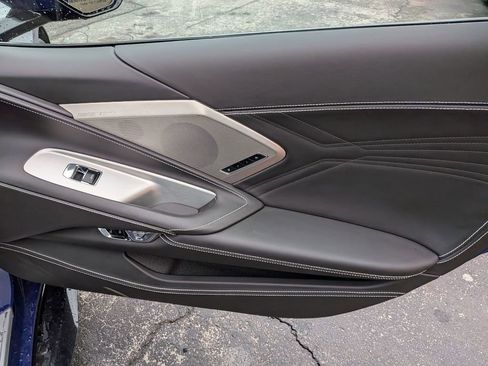 Used 2025 Chevrolet Corvette Z06 image 24