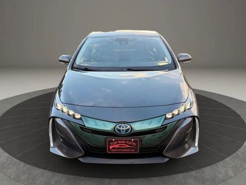 Used 2019 Toyota Prius Prime Plus image 2