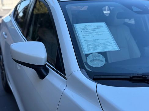 Used 2018 MAZDA MAZDA3 Grand Touring image 37