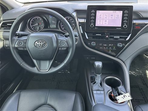 Certified 2023 Toyota Camry SE w/ Convenience Package image 11