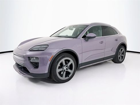 Used 2024 Porsche Macan 4 Electric image 1