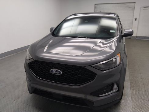 Used 2022 Ford Edge ST-Line w/ Class II Trailer Tow Package AWD/4WD image 15