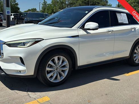 Used 2019 INFINITI QX50 Essential w/ Proassist Package FWD image 3