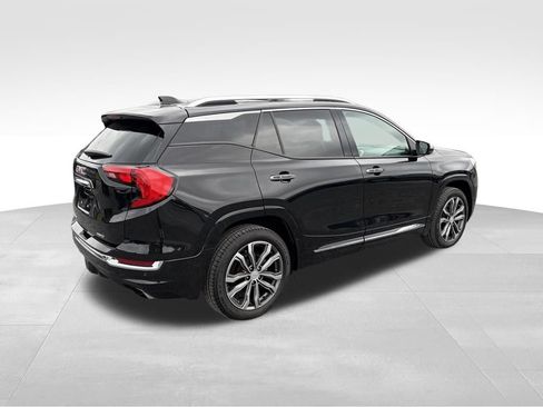 Used 2018 GMC Terrain Denali w/ GMC Pro Grade Package AWD/4WD image 20