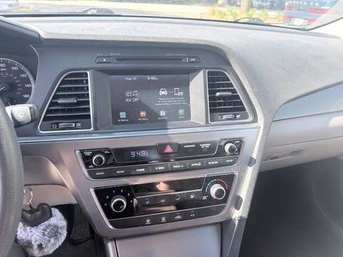 Used 2016 Hyundai Sonata Sport FWD image 7