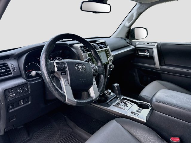 Used 2024 Toyota 4Runner SR5 Premium w/ Moonroof Package AWD/4WD image 9