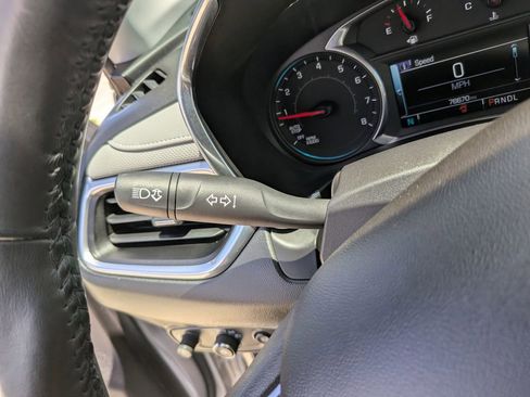 Used 2018 Chevrolet Equinox Premier FWD image 33