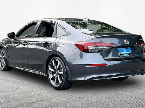 Used 2025 Honda Civic Sport Touring image 5