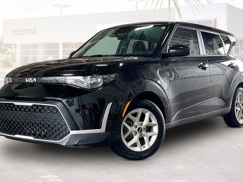 Used 2024 Kia Soul LX w/ Option Group 015 FWD image 28