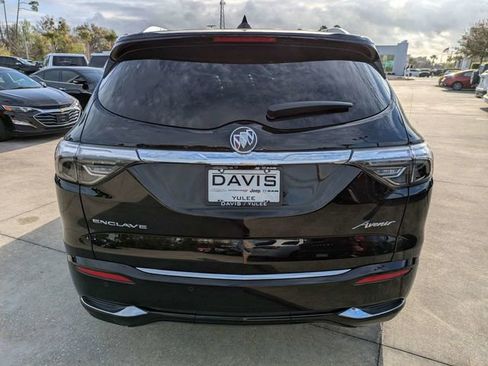 Used 2023 Buick Enclave Avenir FWD image 5