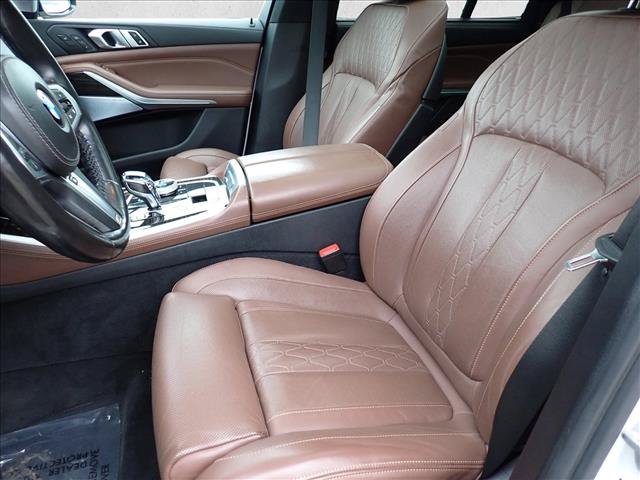 Used 2021 BMW X5 M50i w/ Executive Package AWD/4WD image 16
