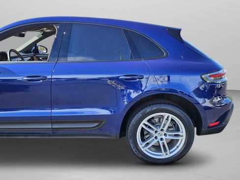 Used 2022 Porsche Macan image 11