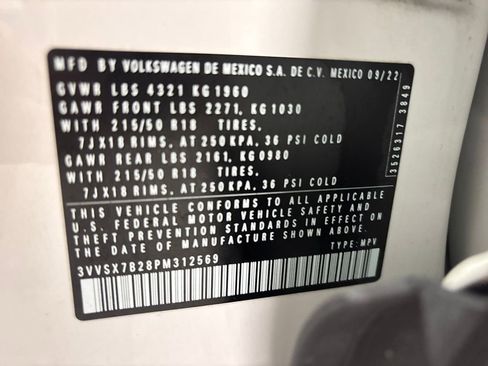 Used 2023 Volkswagen Taos SE image 44