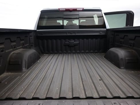 Used 2024 Chevrolet Silverado 1500 LT Trail Boss AWD/4WD image 34