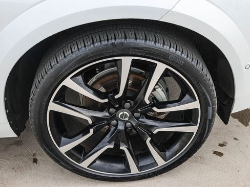 Used 2023 Volvo XC60 B5 Ultimate image 15