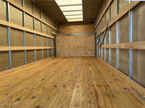 New 2025 Chevrolet Express 4500 w/ Power Convenience Package image 9