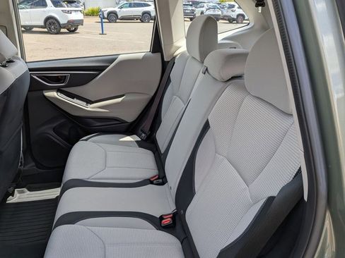 Used 2021 Subaru Forester AWD/4WD image 17