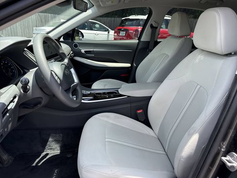 Used 2023 Hyundai Sonata SEL FWD image 9