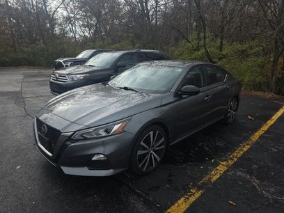Used 2022 Nissan Altima 2.5 SR