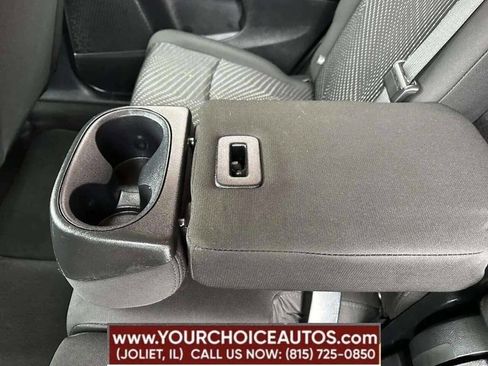 Used 2020 Dodge Journey SE image 37