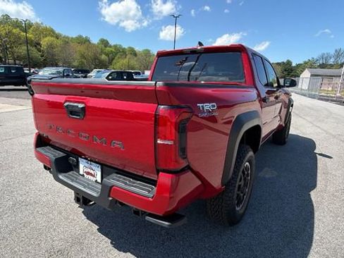 New 2026 Toyota Tacoma TRD Off-Road AWD/4WD image 7