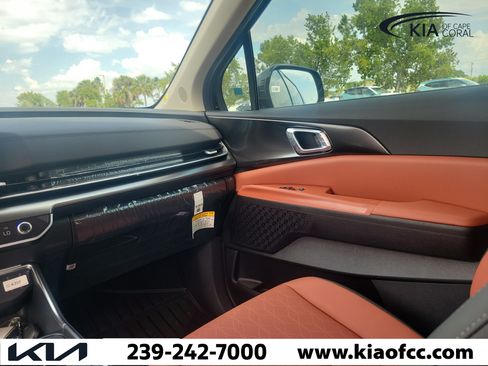 New 2026 Kia Carnival SX FWD image 16