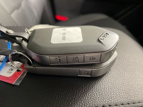 New 2026 Kia Sportage SX FWD image 46