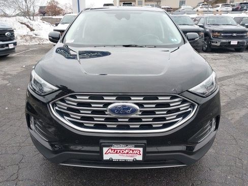 Certified 2024 Ford Edge Titanium image 3