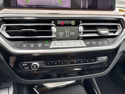 Used 2023 BMW X3 xDrive30i w/ Premium Package w/ZPA AWD/4WD image 18