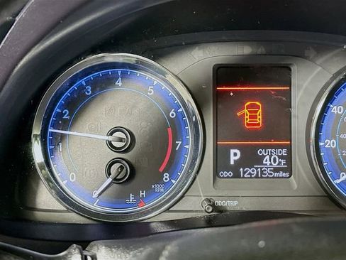 Used 2019 Toyota Corolla LE image 14