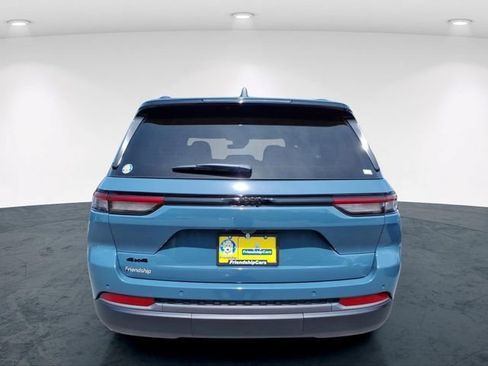 New 2026 Jeep Grand Cherokee Limited AWD/4WD image 8