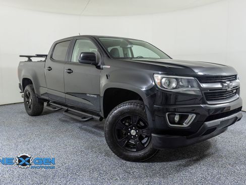 Used 2017 Chevrolet Colorado Z71 AWD/4WD image 1