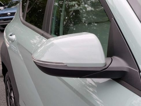 Used 2024 Hyundai Kona SEL FWD image 11