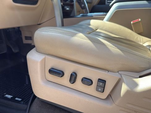 Used 2012 Ford F150 Lariat w/ Lariat Chrome Pkg RWD image 10