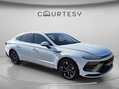 Certified 2024 Hyundai Sonata SEL FWD image 7