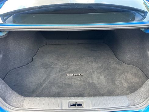 Used 2021 Nissan Sentra SV FWD image 40