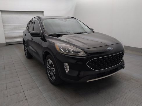 Used 2020 Ford Escape SEL image 13