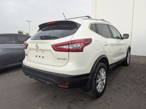 Used 2020 Nissan Rogue Sport SV w/ All-Weather Package AWD/4WD image 4