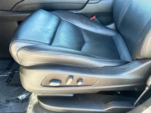 Used 2018 Cadillac XT5 Luxury image 22