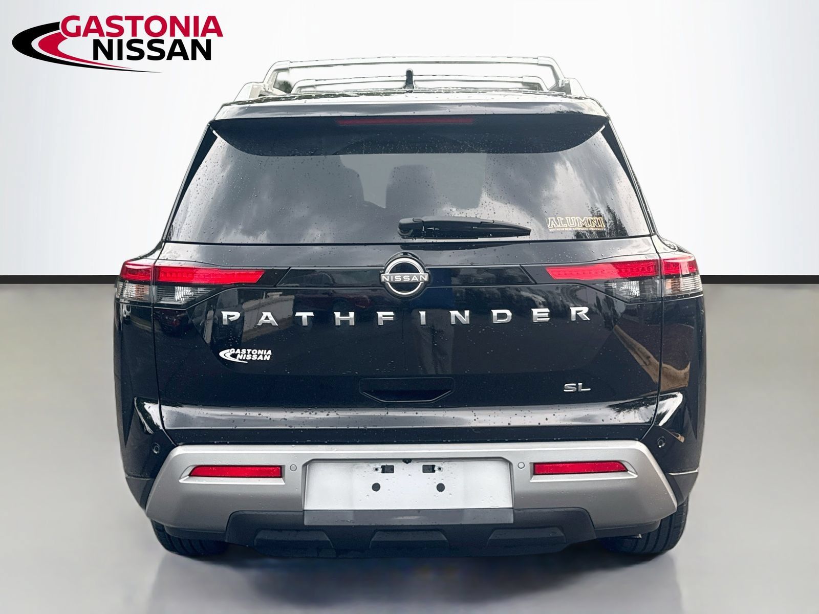 Used 2022 Nissan Pathfinder SL w/ Lighting Package (N92) FWD image 7