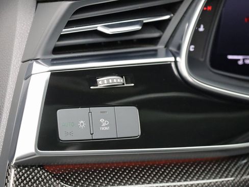 Used 2020 Audi SQ8 Premium Plus image 23