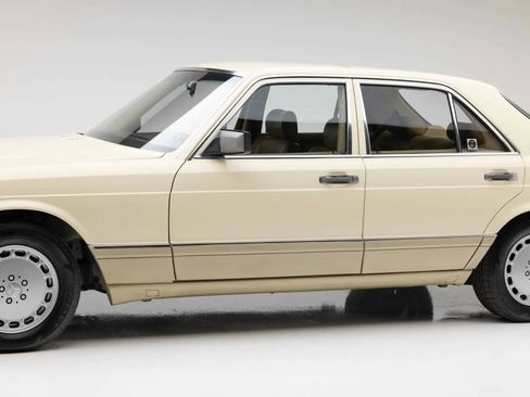 Used 1991 Mercedes-Benz 350 SD image 30