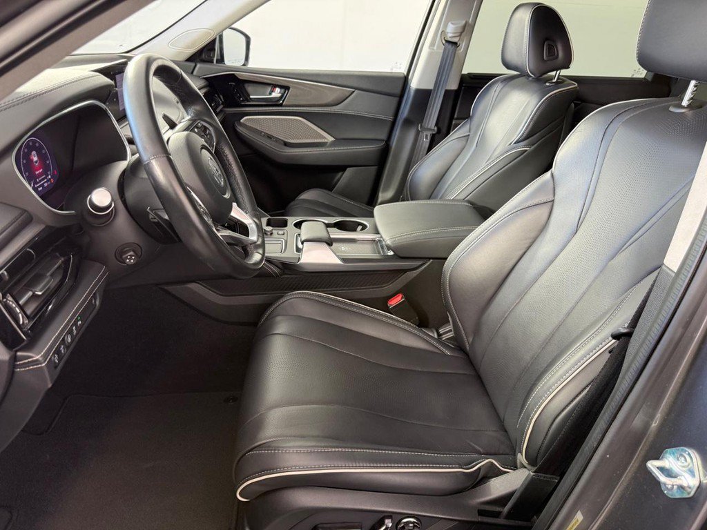 Used 2024 Acura MDX w/ Advance Package AWD/4WD image 18